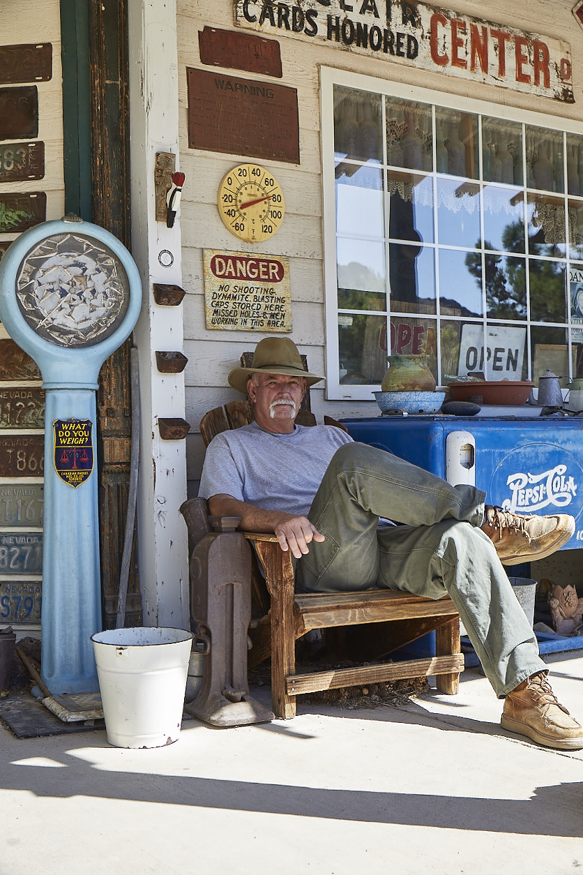 GHOST TOWN - NELSON_913