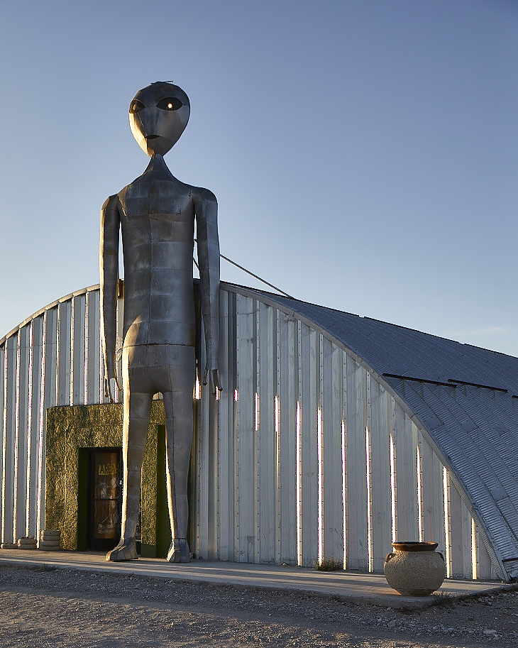 ANGLES LADIES - BROTHEL _6697