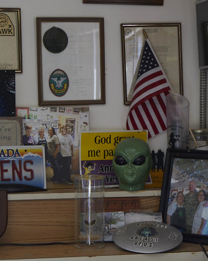 ANGLES LADIES - BROTHEL _6789